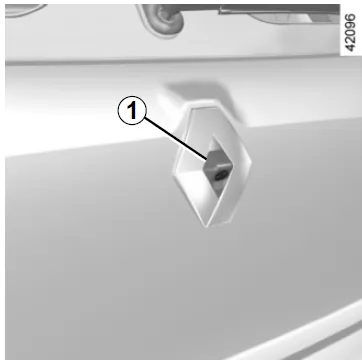 Renault Clio. Rückfahrkamera
